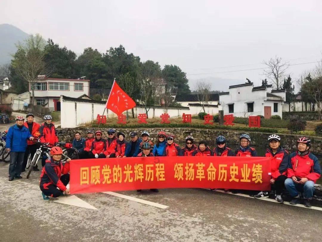 仙人球浇水过多，从根部开始烂了怎么办？还能活么游戏画面